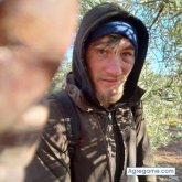 Trabajo. Busco pareja. Conocer chica.