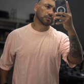 Conocer gente. tomar algo. Conocer