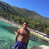 Estudiante. Conocer y hacer amistades.