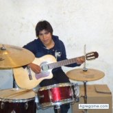 Pues sea de ecuador.o mejor extranjera.