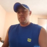 Soy soltero, trabajador. Me gustan las