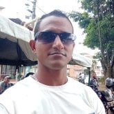 Busco pareja. Mujeres. Un hombre