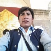 Maestro. Busco hacer amistades. Soy un