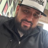 Obrero. Busco conocer gente. Mujeres