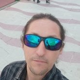 Alguien que tenga buena energía como la