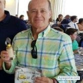 Busco hacer amistades.