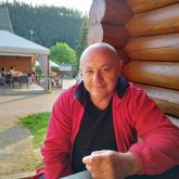 Arcadiy chico divorciado en 