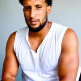 Busca una buena mujer que podamos tener