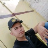 Independiente. Busco pareja. Mujeres.