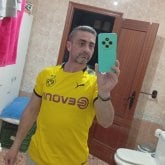 Mujeres jóvenes o mayores. Soltero 42