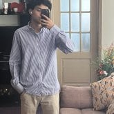 Estudiante. Busco conocer gente. Nada