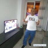 Busco ligar. A una chica soltera. Como