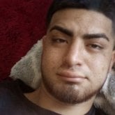 Fiel trabajandora amable. Trabajando