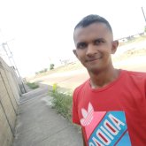 Amistad y algo más . Delgado soy