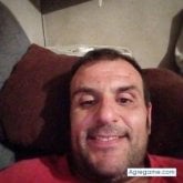 Busco pareja. Chicas. Feliz. Pasarlo