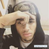 cw30871 chica soltera en New Castle