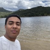 Estoy buscando amigas. Estoy soltero,