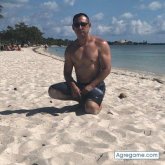 Latino2419 chico soltero en Miami