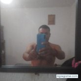 Mujeres. Simpatico. Musica.