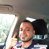 Gerente nocturno en panadería monte