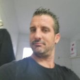 Mujeres sincera cariñosa y dispuesta a