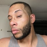 Busco conocer gente. Mujeres de