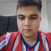 Estudio. Me gusta viajar en colectivo.