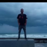 Electricista. Busco pareja. Mujer