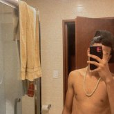 Busco conocer gente. Mujeres. Una