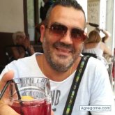 Barbeti chico soltero en Badalona