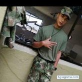 Busco pareja. Mujeres. Proactivo. Jugar,