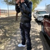 Busco una persona con que pueda salir.