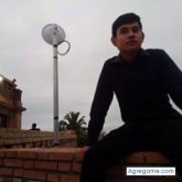 Busco pareja. Conocer. Amigable.