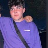 Trabajo. Una mujer guapa atenta