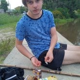 Busco divertirme y pasarla bien. Joven