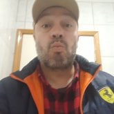 Busco amistades verdaderas. No soy Brad