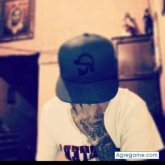 Travajo. Busco ligar. Casadas o