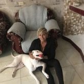 Hombre serio, ecuatoriano o no, que me