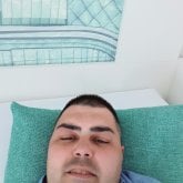 Cariñosa y simpatica. Soy un chico fiel