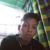 Estudiante. Busco chatear. Busco alguien