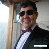 Busco hacer amistades. A mujeres alegres