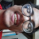 Empresario cholipanes. Mujer 21 años