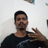 Busco chatear. Encuentros amistades