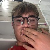 Mujeres amables y cariñosas. Guapo,