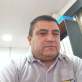 Empleado. Conocer personas parejas.