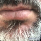 Busco: Maduras para poco de todo Me defino: hombre discreto