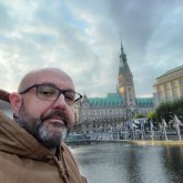 Mujeres, respetuosas. Respetuoso.