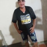 Busco hacer amistades. Amigas.