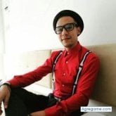 Busco pareja. Mujeres. Muy alegre. La