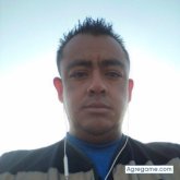 Ingeniero. Busco conocer gente. Una